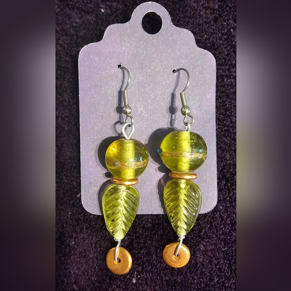 Elegant Gold Leaf Drop Earrings